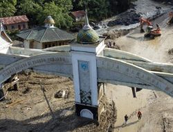 Pembersihan Longsor di Jembatan Kembar Silaiang Dikebut untuk Pulihkan Akses Padang Panjang