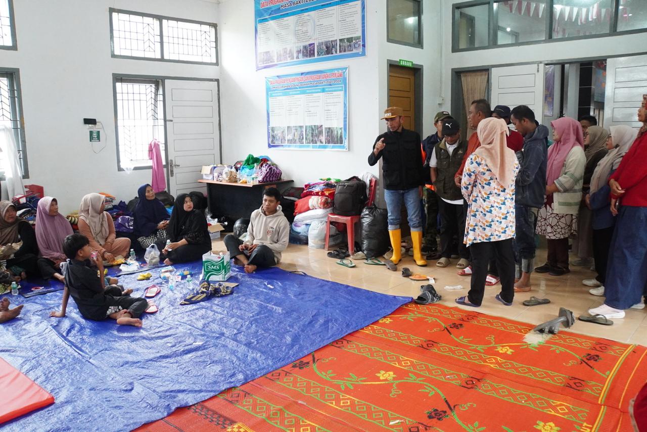 Pemko Padang Panjang Pastikan Penanganan Pengungsi Pasca Bencana Berjalan Optimal