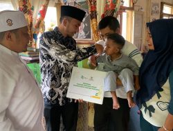 Wawako Padang Panjang Salurkan Bantuan Baznas Untuk Balita Kelainan Jantung