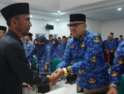 Wawako Padangpanjang Allex Lantik 108 Pejabat Administrator Dan Pengawas